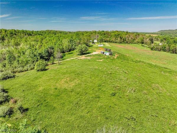 63470 Starr RD, Quaker City, OH 43773