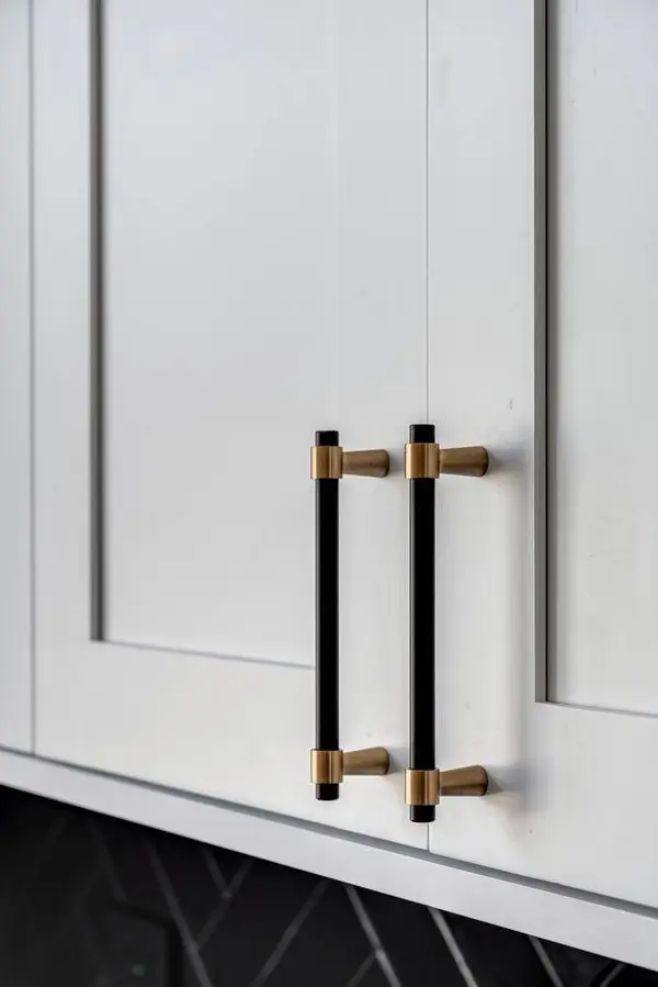 2505 W Lexington ST, Chicago, IL 60612