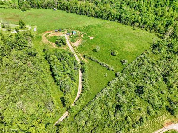 63470 Starr RD, Quaker City, OH 43773