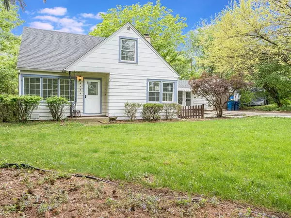 4506 Devon Avenue, Lisle, IL 60532