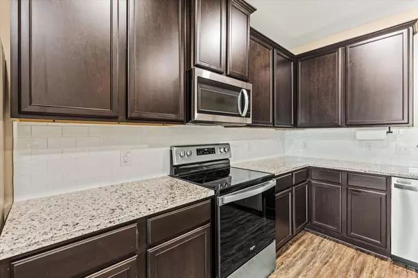 1712 Blue Water Court, Crowley, TX 76036