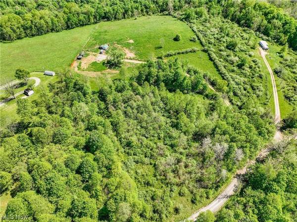 63470 Starr RD, Quaker City, OH 43773