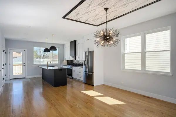 2505 W Lexington ST, Chicago, IL 60612