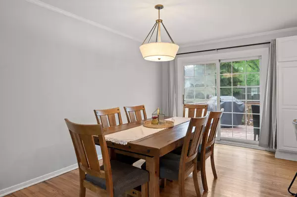 8509 36 1/2 CIR N, New Hope, MN 55427