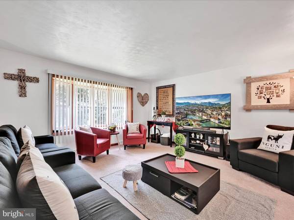 2722 BALTIMORE PIKE, Hanover, PA 17331