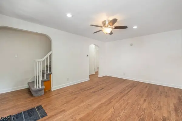 2 Stone Ave, Elmwood Park Boro, NJ 07407