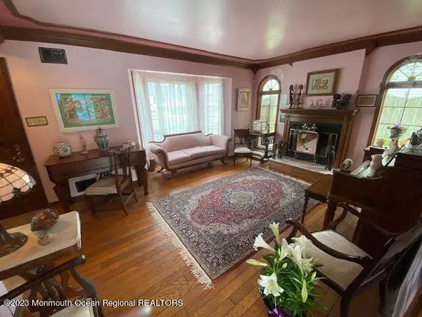 25 Anchor Road, Barnegat, NJ 08005