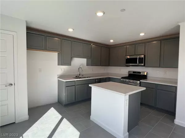 334 Bay Village Place, Henderson, NV 89011