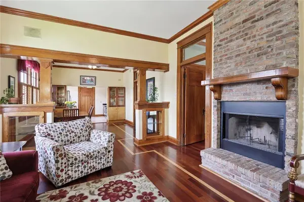 2201 S LOPEZ ST, New Orleans, LA 70125