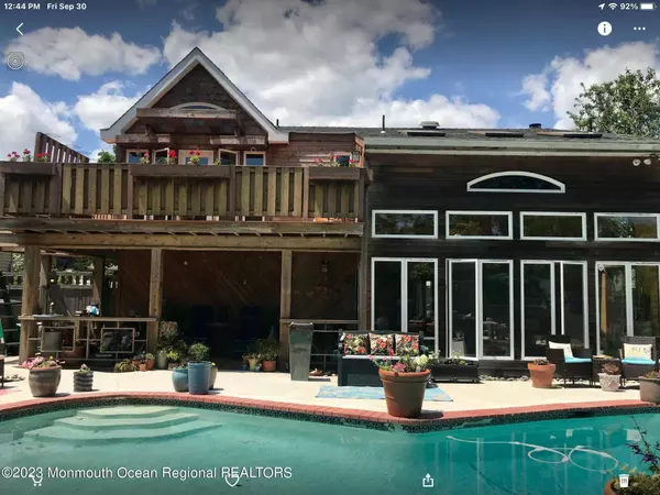 25 Anchor Road, Barnegat, NJ 08005