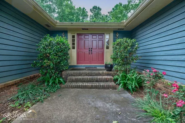 5356 Sandy Stream DR, Stone Mountain, GA 30087