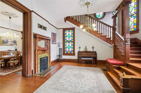 3717 CARONDELET ST, New Orleans, LA 70115