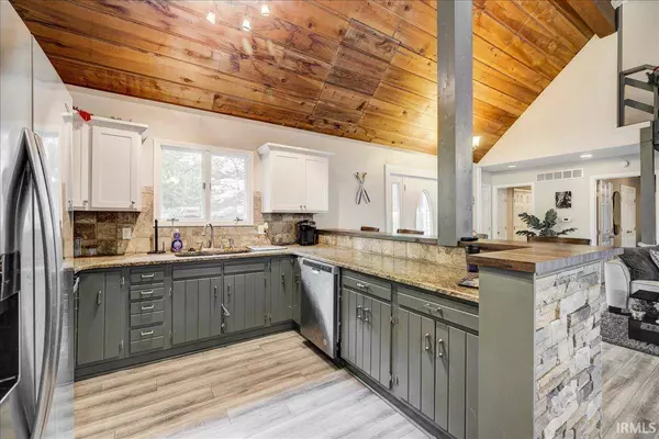 232 S Garland Street, Santa Claus, IN 47579