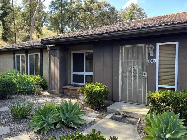 10030 Nuerto LN, Spring Valley, CA 91977