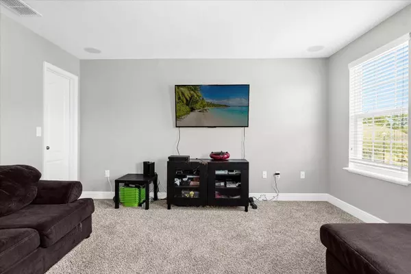 3725 ARIA DR, Melbourne, FL 32904