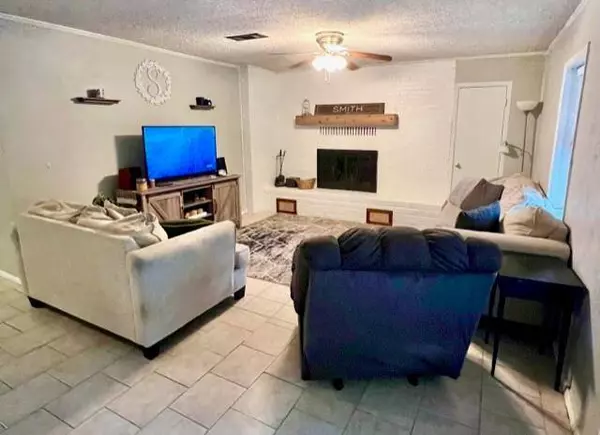 634 Northgate Drive, Hideaway, TX 75771