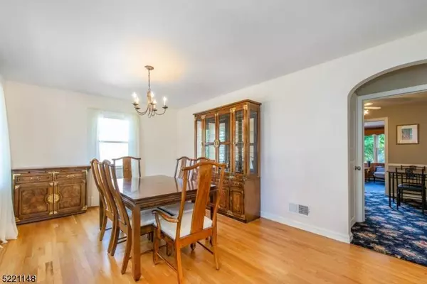 38 Springdale Ave, Clifton City, NJ 07013