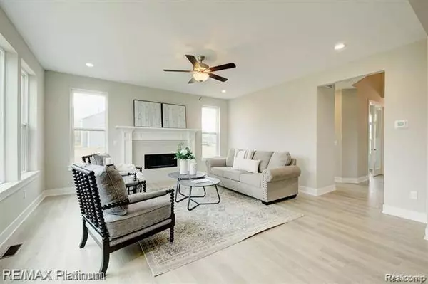 3616 Outback Trail, Pinckney, MI 48169