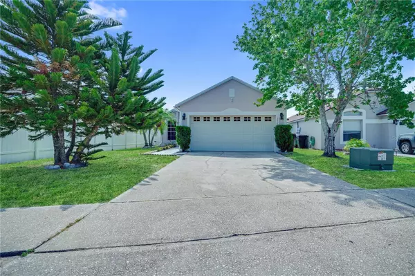 2429 PARSONS POND CIR, Kissimmee, FL 34743