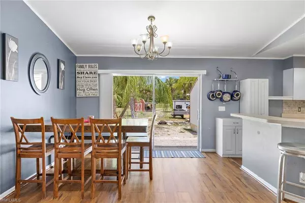 2321 10th AVE SE, Naples, FL 34117