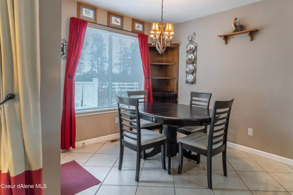 15077 W HOYT RD, Rathdrum, ID 83858