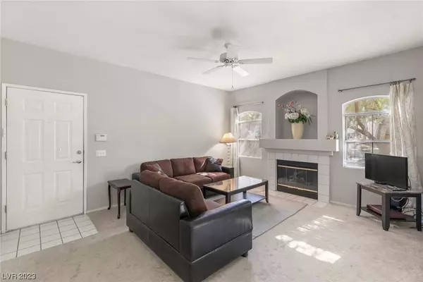 5415 W Harmon Avenue #1061, Las Vegas, NV 89103