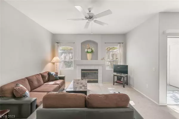 5415 W Harmon Avenue #1061, Las Vegas, NV 89103