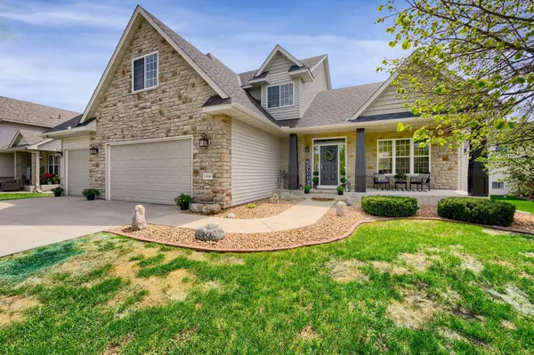 1404 7th Street CT SE, New Prague, MN 56071