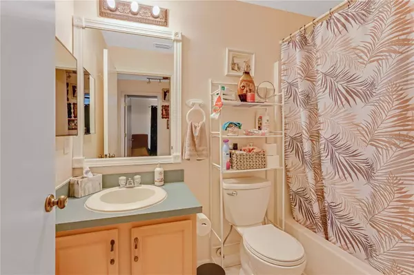 2429 PARSONS POND CIR, Kissimmee, FL 34743