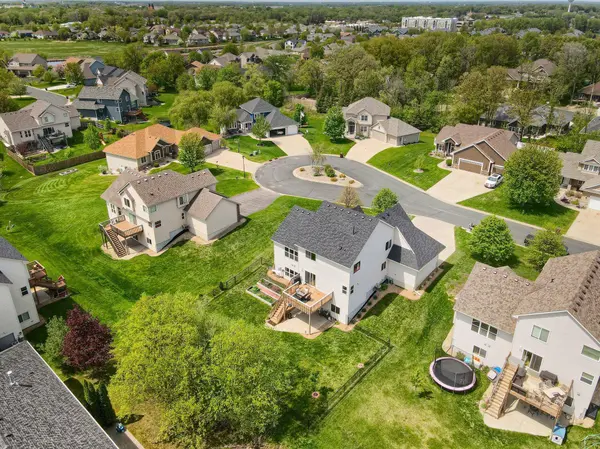 1404 7th Street CT SE, New Prague, MN 56071