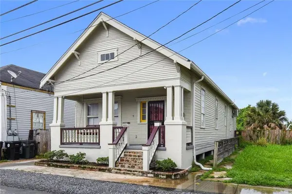 816 N ROMAN ST, New Orleans, LA 70116