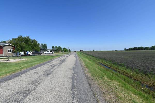 290 5TH Street, Davenport, ND 58021