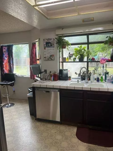 8577 Coral Crest CT, Elk Grove, CA 95624