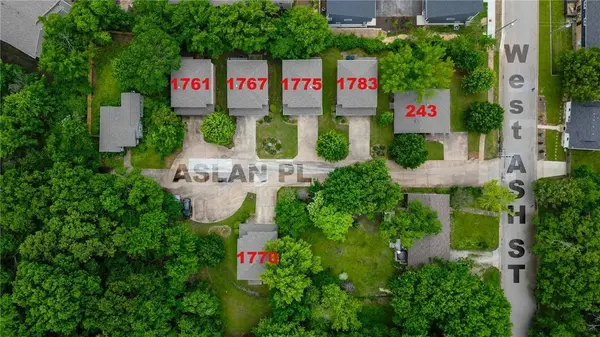 1761-1783 Aslan Place, Fayetteville, AR 72703
