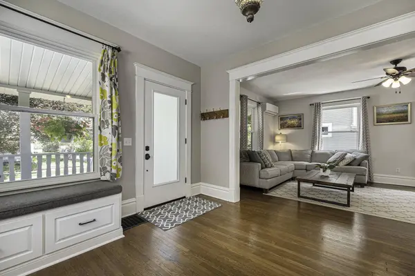 207 Auburn SE Avenue, Grand Rapids, MI 49506