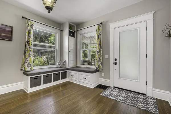 207 Auburn SE Avenue, Grand Rapids, MI 49506