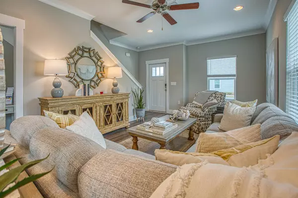 150 Date Palm Lane, Freeport, FL 32439