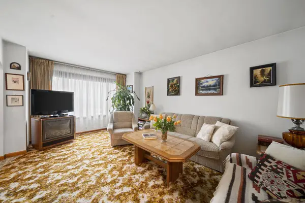 6208 S Keating Avenue, Chicago, IL 60629