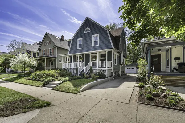 207 Auburn SE Avenue, Grand Rapids, MI 49506