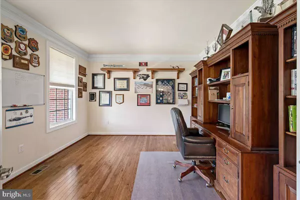 24546 FISHERMANS POND CT, Aldie, VA 20105