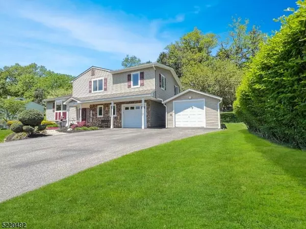 113 Sunrise Terrace, Washington Boro, NJ 07882