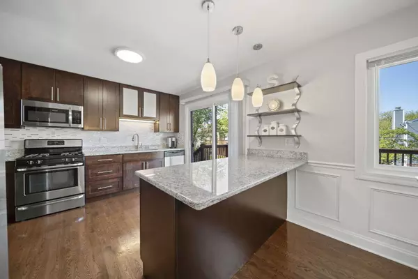 259 Ewell Court, Bartlett, IL 60103