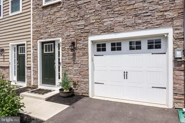 48 ROME WAY, Mount Laurel, NJ 08054