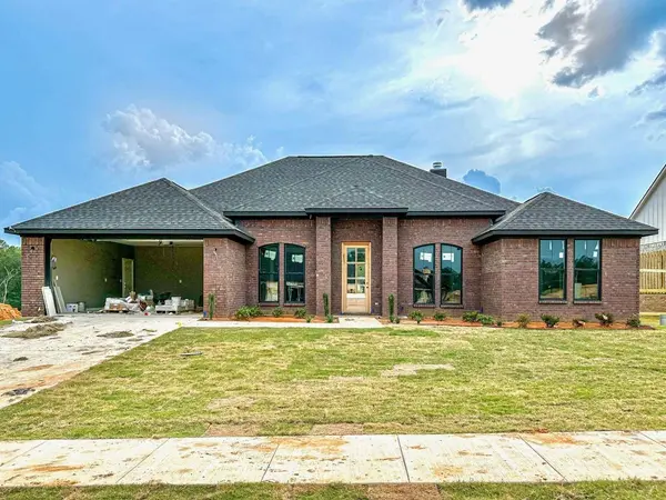 16314 Clear View Drive, Lindale, TX 75771