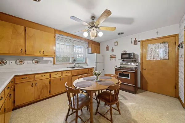 6208 S Keating Avenue, Chicago, IL 60629