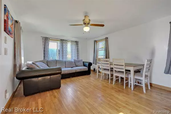 608 E MAIN Street, Durand, MI 48429