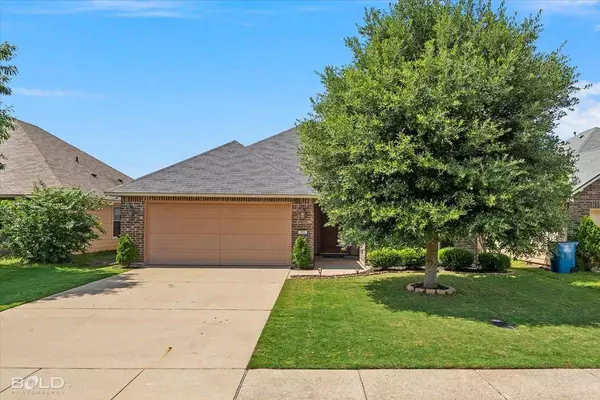 3930 White Lake Drive, Bossier City, LA 71111