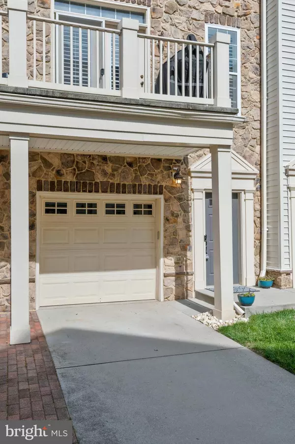 41941 BLUE FLAG TER, Aldie, VA 20105