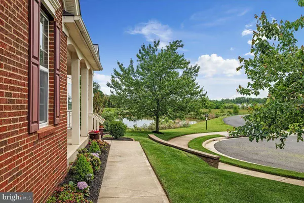 24546 FISHERMANS POND CT, Aldie, VA 20105