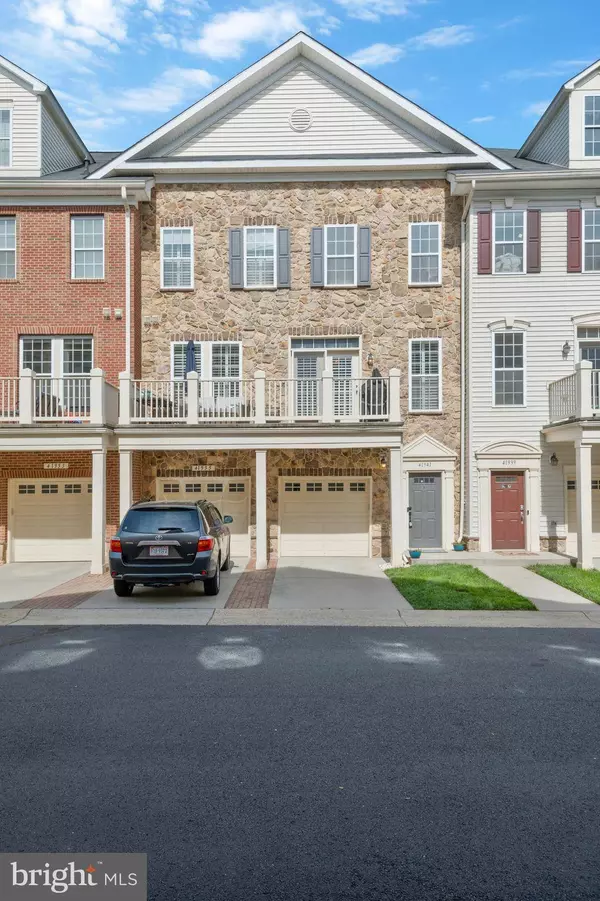 41941 BLUE FLAG TER, Aldie, VA 20105